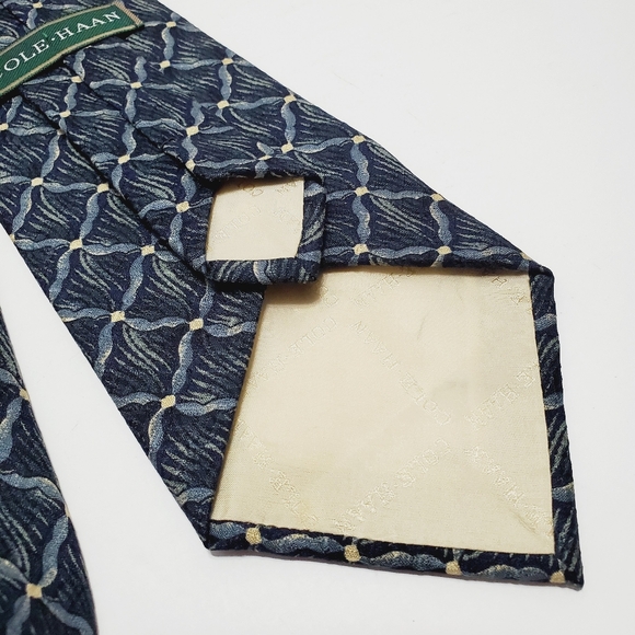 Cole Haan Necktie Gray Geometric Pattern Silk Neck Tie 56x4" Made in Spain - Picture 4 of 5